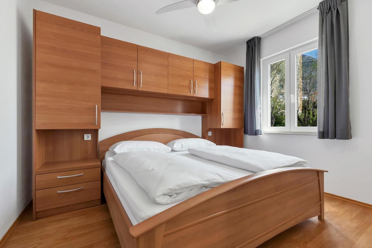 Near The Luxury Matteo Apartment Makarska